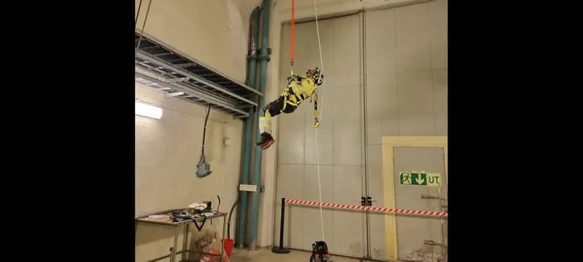Grunnleggende fallsikring m/redning iht. NS 9610